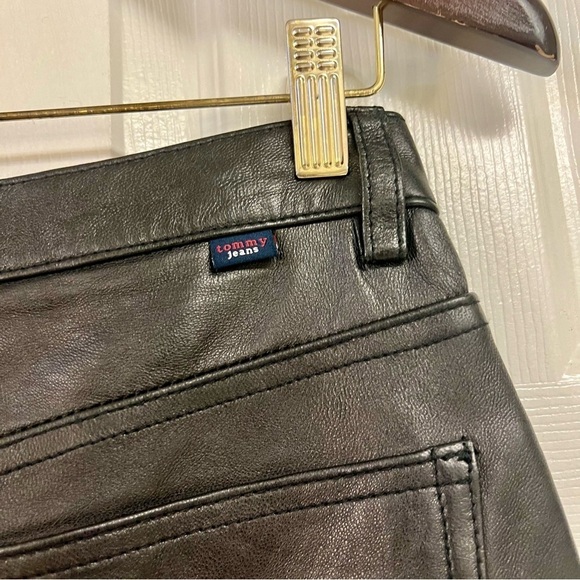 NWT Tommy Hilfiger 100% Leather Mid rise boot cut Black Pants size 5 Y2K - Picture 8 of 10